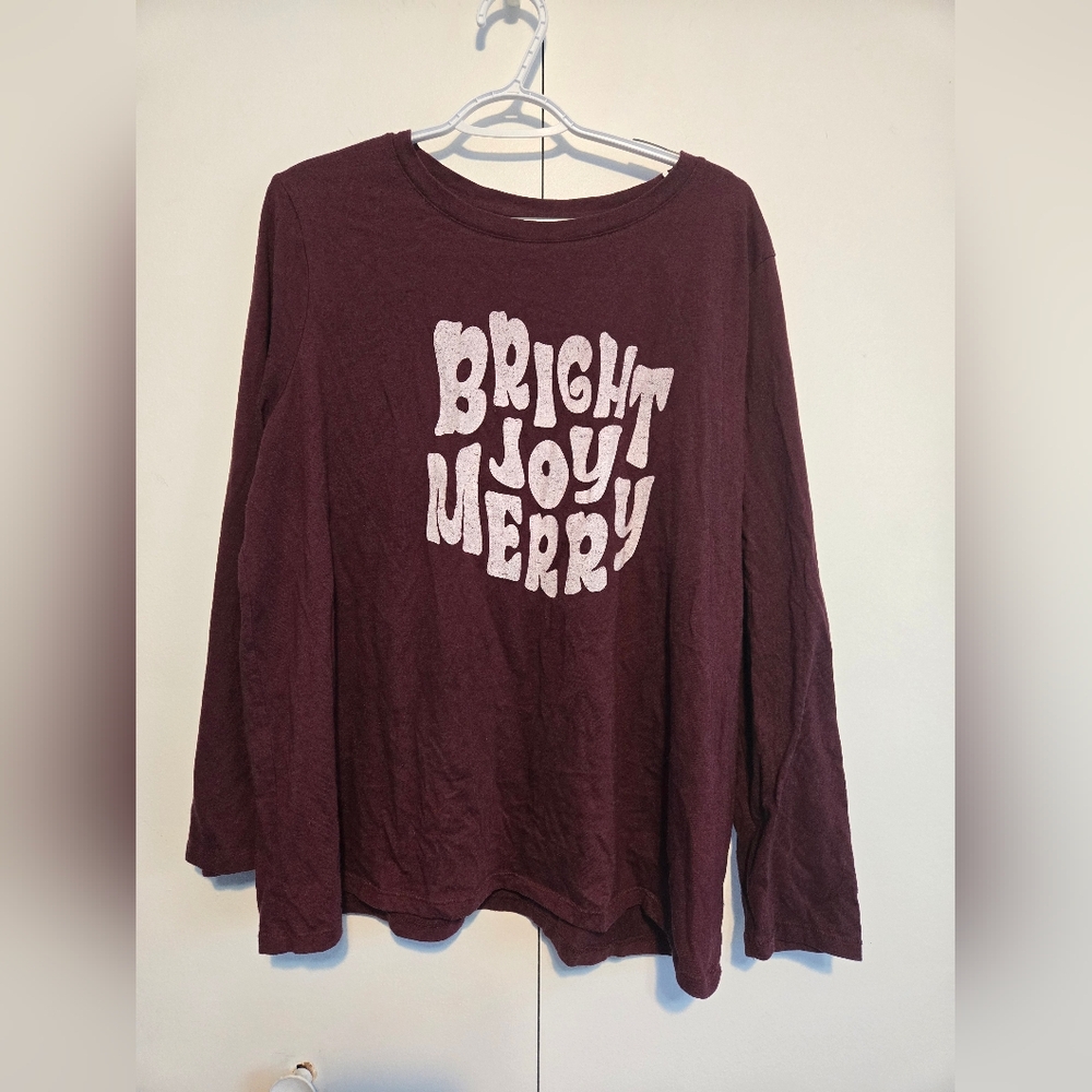 Sonoma Burgundy Long Sleeve Christmas Graphic Tee